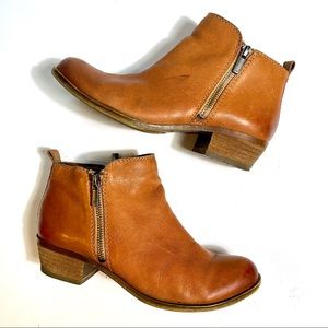 Lucky Brand | Basel Out Zip Shooties Tan Booties